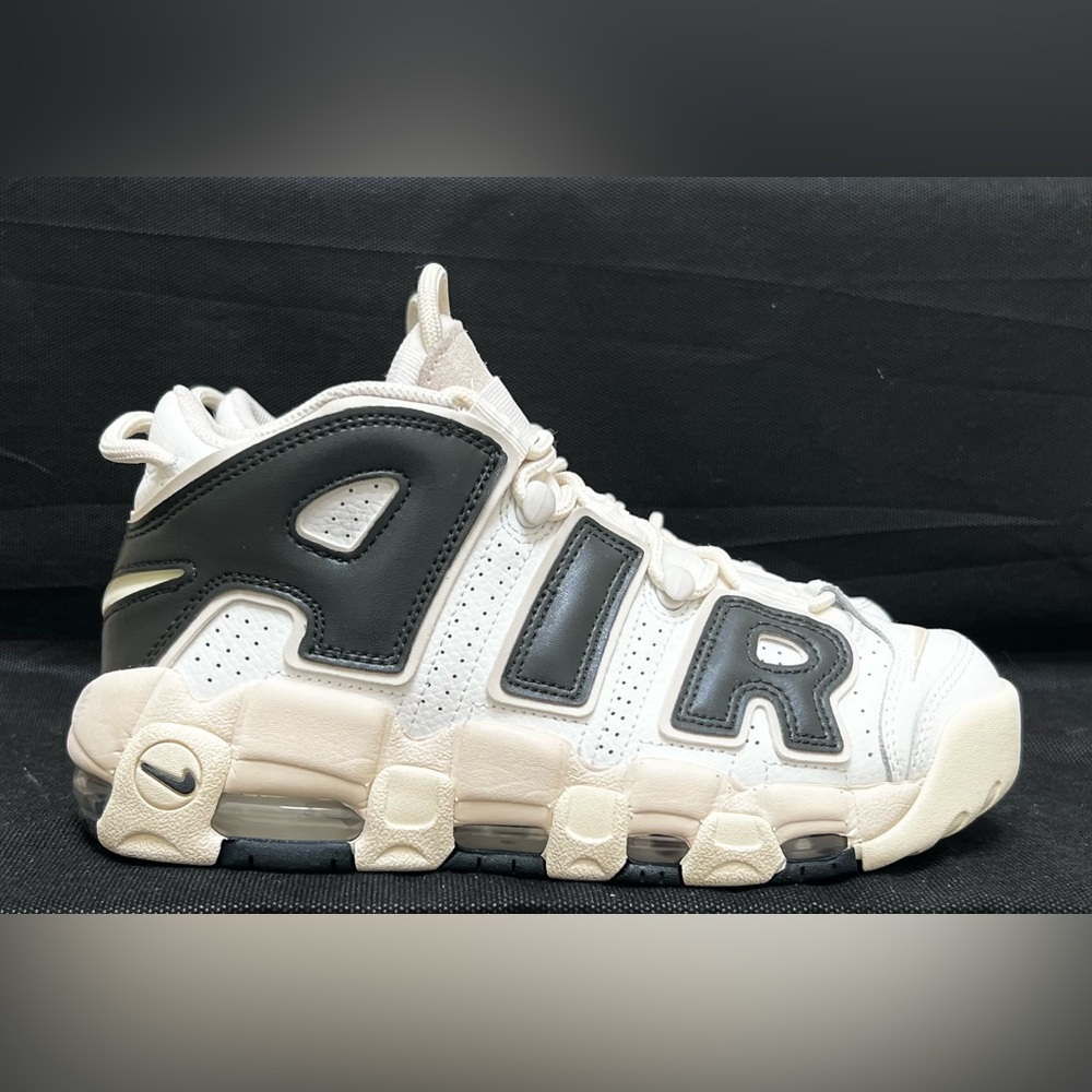 Nike WMNS Air More Uptempo Summit White Night Forest FB8480-100 Women's Size 7.5
